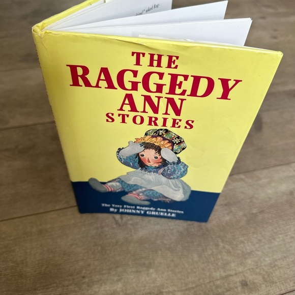 The Raggedy Ann Stories, by Johnny Gruelle, 1996 edition - Picture 6 of 12